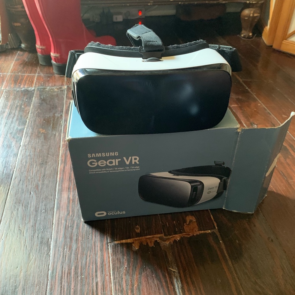 Samsung vr oculus goggles